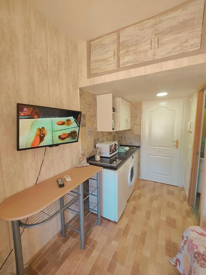Begona 408 Compact City Center Studio By Namaste Elite Torremolinos 0*,  Espanha